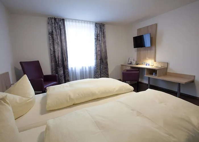 Hotell Zur Pfalz Kandel