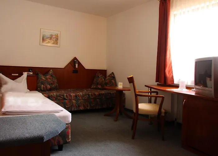 Zur Pfalz Hotel Kandel